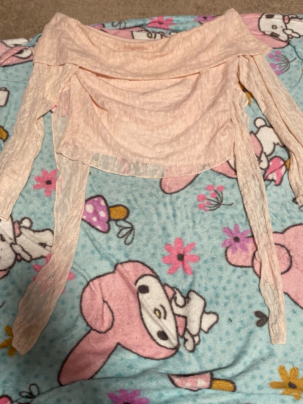 Pale Peach Off-Shoulder Lace Long Sleeve Crop Top